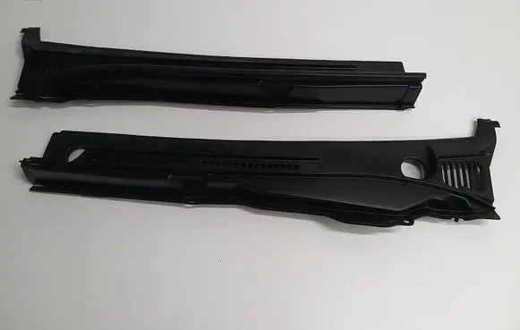 Suzuki Grand Vitara II Wiper trim 7732165J0