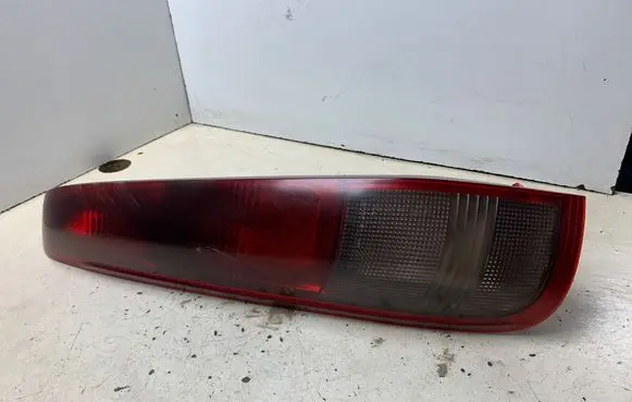 Nissan X-Trail T30 Rear/tail lights b46l 23456789