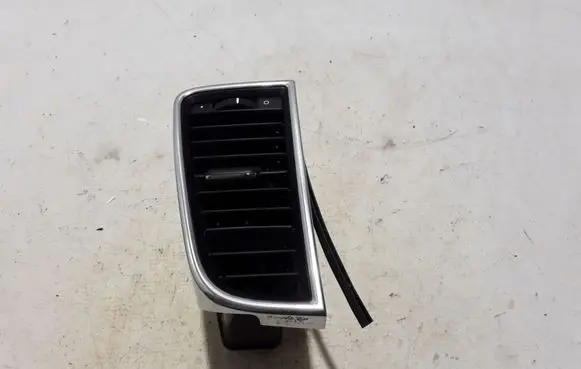 Porsche Panamera (970) Dash center air vent grill 970552141