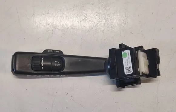 Volvo S60 Indicator stalk 31394001