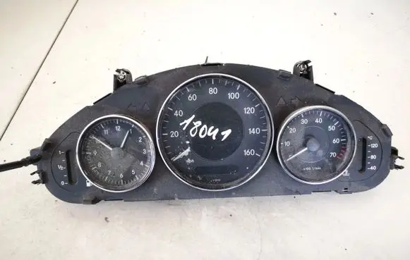 Mercedes-Benz CLS C219 Speedometer (instrument cluster) a2195404611