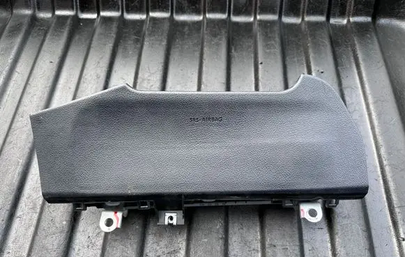 Toyota Hilux (AN120, AN130) Knee airbag 102972619TAD 00080589 P1000798