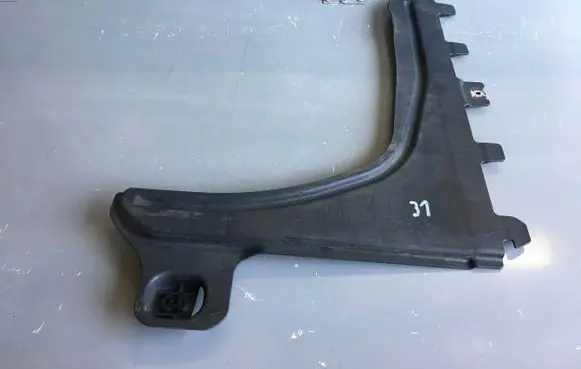 Skoda Octavia Mk4 Side bottom protection 5WA825101E