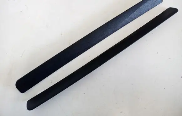 Nissan Leaf II (ZE1) Front sill trim cover 769B03NL0A
