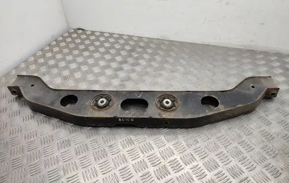 Buick Encore I Rear differential/diff mount bracket 