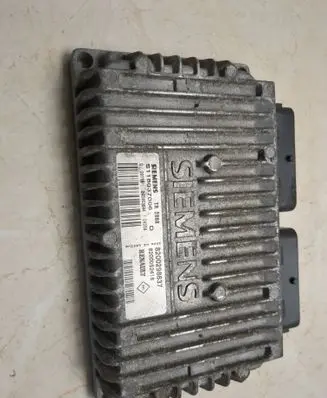 Renault Kangoo I Gearbox control unit/module 8200298637 S118037006