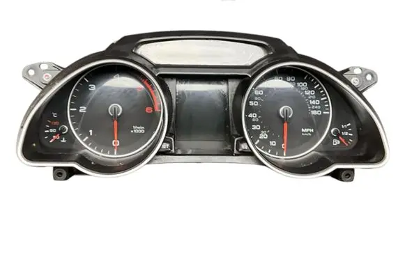 Audi A5 8T 8F Speedometer (instrument cluster) 8T0920982F
