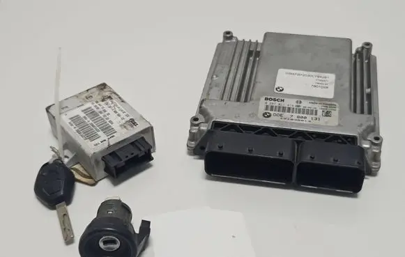 BMW X5 E53 Engine ECU kit and lock set 7800131 6988104 7801028