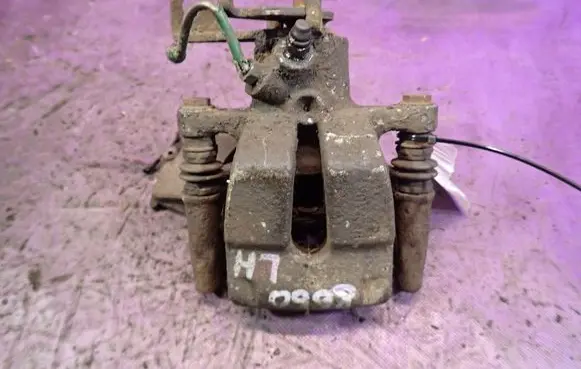 Renault Megane II Rear brake caliper