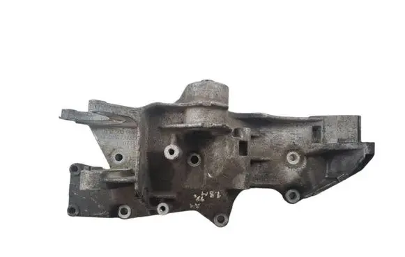 Audi A4 S4 B5 8D Engine mounting bracket 06B903143K