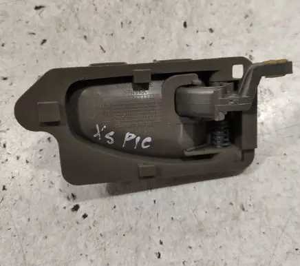 Citroen Xsara Picasso Front door interior handle 9631487677