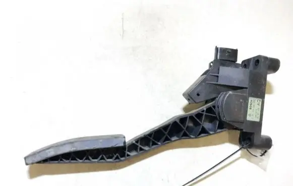 Opel Zafira A Accelerator throttle pedal 0281002298 90581208