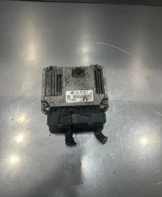Volkswagen Touran II Engine control unit/module 03L907309R 0281016674