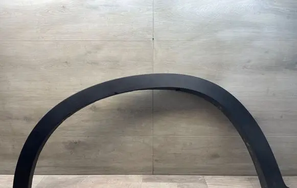 Front arch trim
