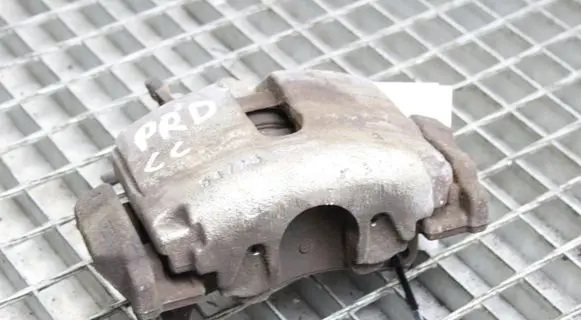 Volkswagen PASSAT CC Front brake caliper
