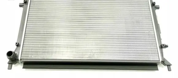 Volkswagen Golf VI Coolant radiator 1K0121251DF