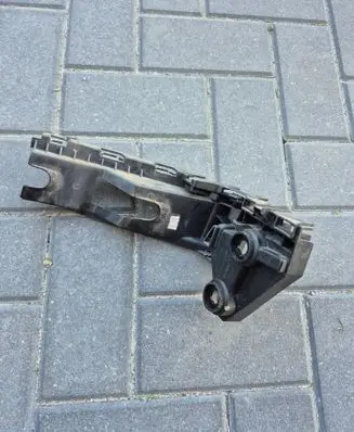Volkswagen Golf VIII Rear bumper mounting bracket 5H9807394E
