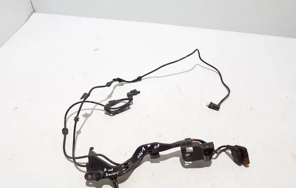 Mercedes-Benz AMG GT 4 x290 w290 Front ABS sensor wiring A2135404524