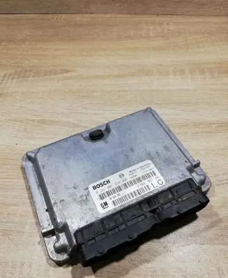 Opel Astra J Engine control unit/module ECU 0281001634 90569348