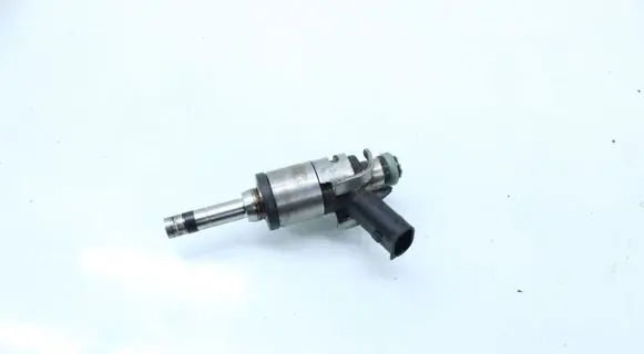 KIA Sportage Fuel injector 353102B370