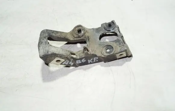 Audi A4 S4 B6 8E 8H Fender mounting bracket 8E0853921