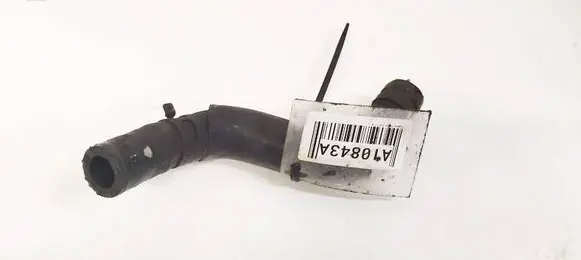 Engine coolant pipe/hose