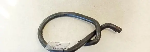 Volkswagen Golf V Engine coolant pipe/hose