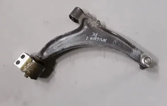 Opel Insignia A Front lower control arm/wishbone 22792990