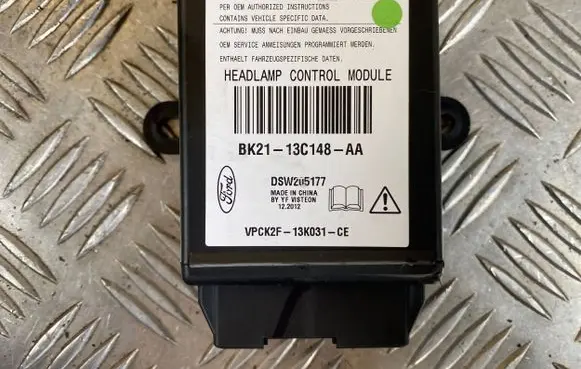 Ford Tourneo Custom Light module LCM BK2113C148AA DSW205177 VPCK2F13K031CE