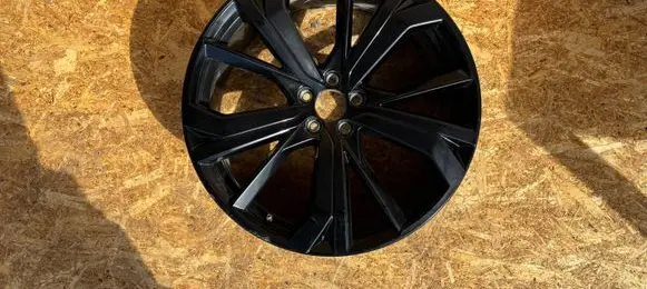 Volvo XC60 R21 alloy rim 32134533 C02141