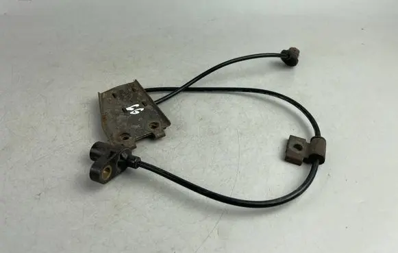 Subaru Forester SF ABS brake wheel speed sensor 27540AC090