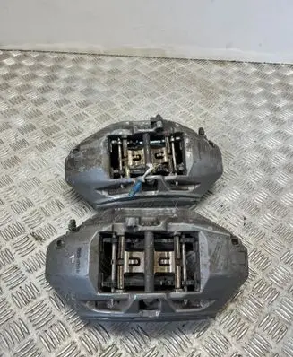 Mercedes-Benz SL R231 Front brake caliper A2314213798 A2314210010