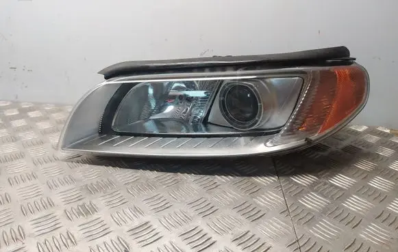 Volvo S80 Headlight/headlamp 31214347
