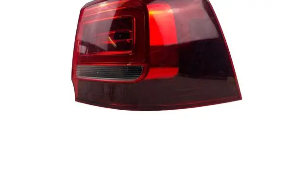 Volkswagen Sharan Rear/tail lights 7N0945208