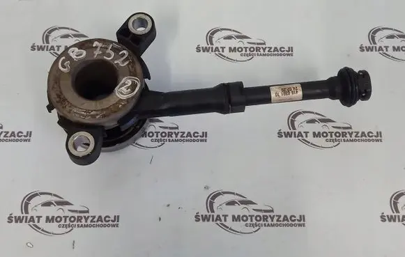 Opel Vivaro Clutch slave cylinder 