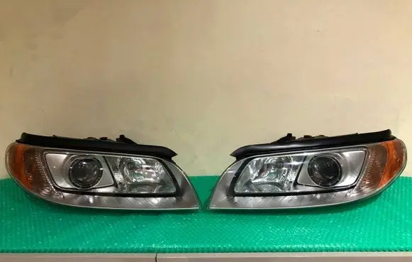 Volvo V70 Headlight/headlamp 31214347 31214348
