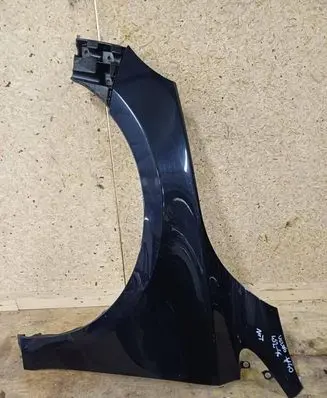 Volvo V40 Cross country Fender 121212