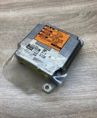 Toyota Corolla Verso E121 Airbag control unit/module 8917013040 2310002440