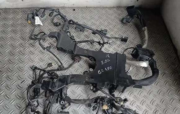 Mercedes-Benz GL X166 Engine installation wiring loom A2761591025 DBXG912 A2761506886