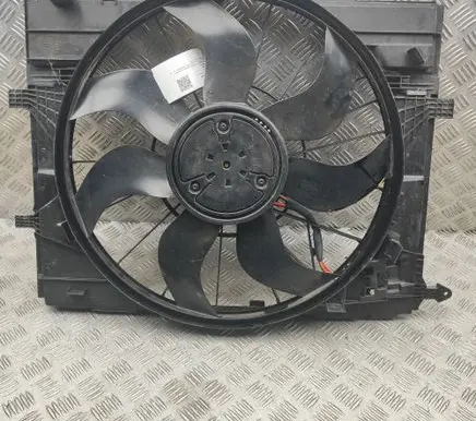 Mercedes-Benz E W213 Radiator cooling fan shroud A0999063802