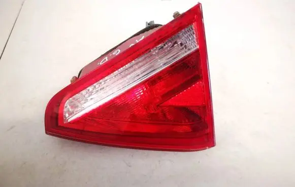 Audi A5 8T 8F Tailgate rear/tail lights 8t0945094