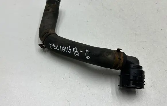 Volkswagen PASSAT B6 Engine coolant pipe/hose 1K0122291H