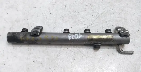 Mercedes-Benz CLS C219 Fuel main line pipe A6420702495 A6420702495003