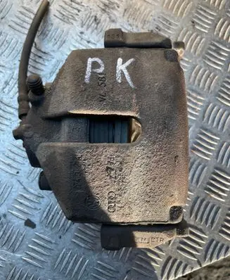Volkswagen PASSAT CC Front brake caliper