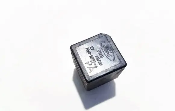 Ford Focus Other relay f0ab14b192aa