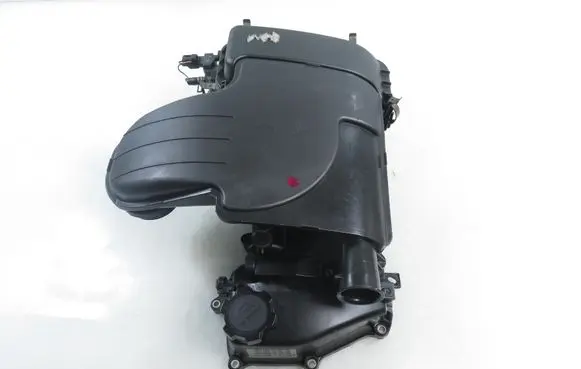 Peugeot 107 Rocker cam cover 112100Q010