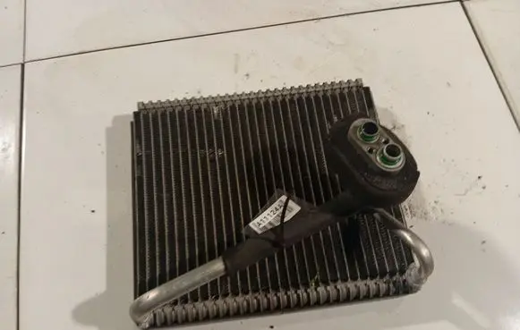 Hyundai i30 A/C cooling radiator (condenser) 