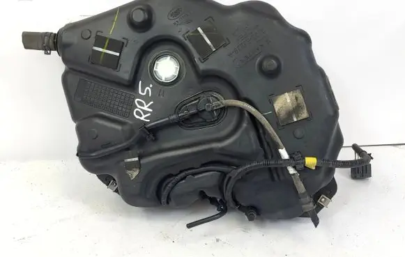 Land Rover Range Rover Evoque L538 AdBlue liquid reservoir gj325j228a