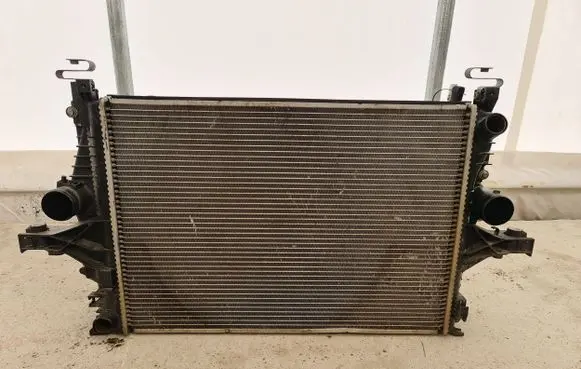 Volvo V70 Coolant radiator 876118U