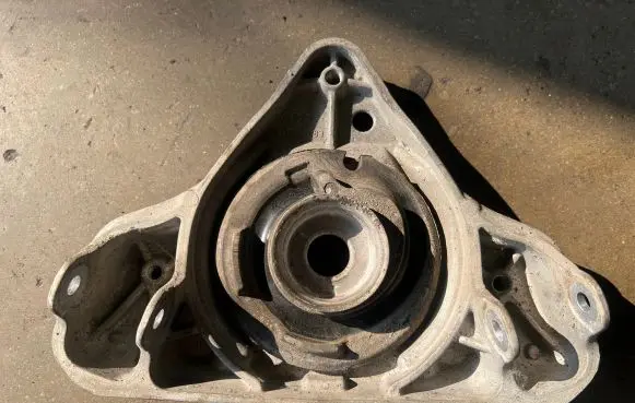 Audi A4 S4 B7 8E 8H Coil spring mount 8E0412383